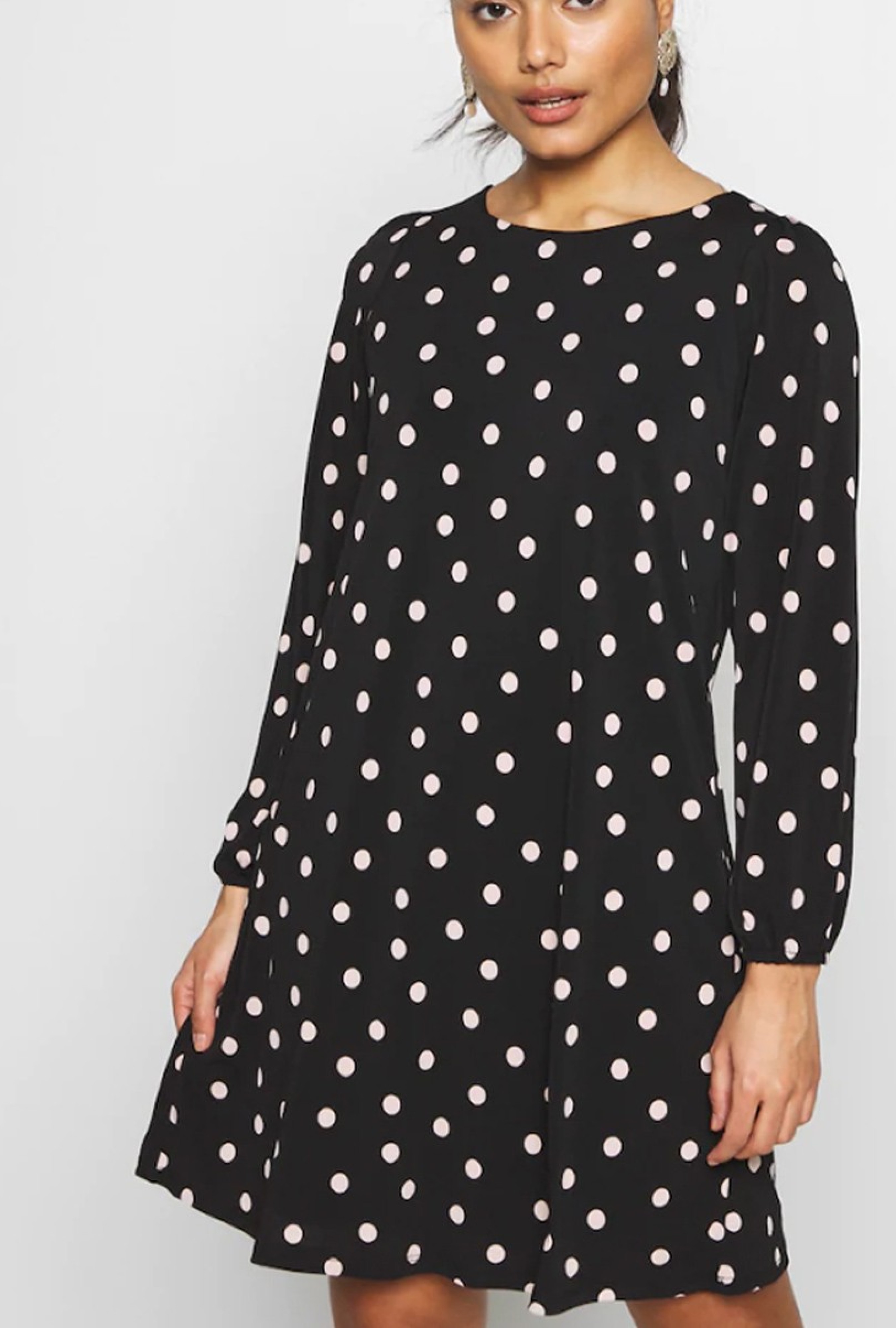 Robe Polka Dot Black & White