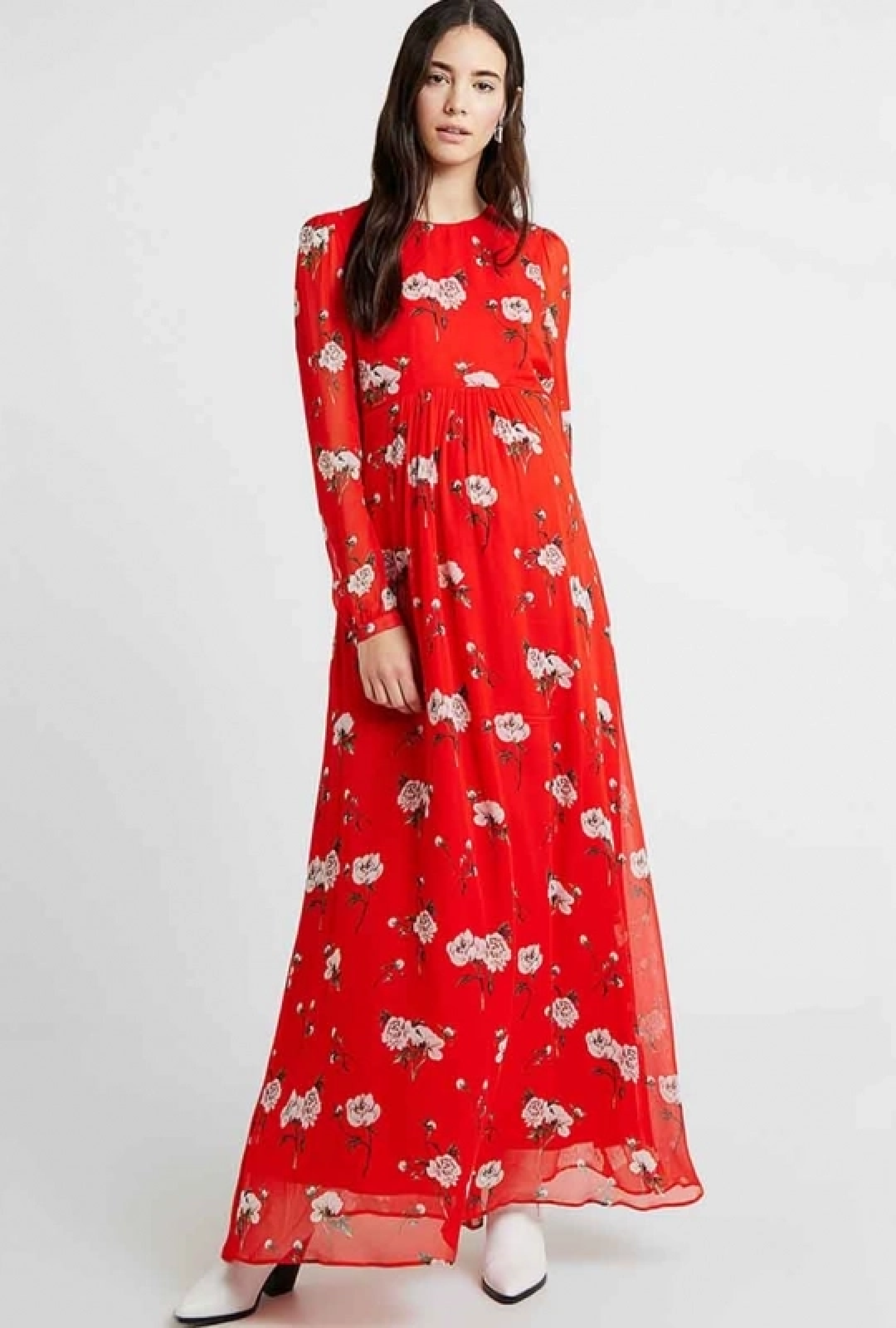 Robe Rouge à Fleurs