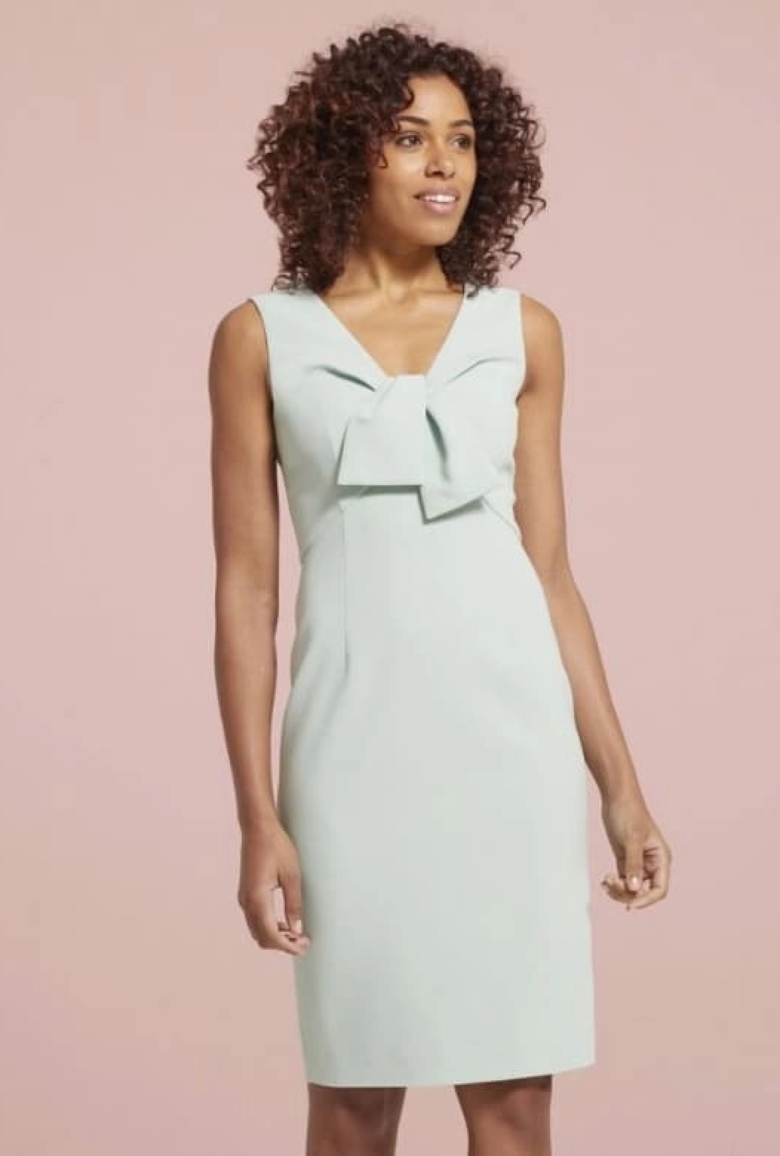 Robe noeud en crepe de satin