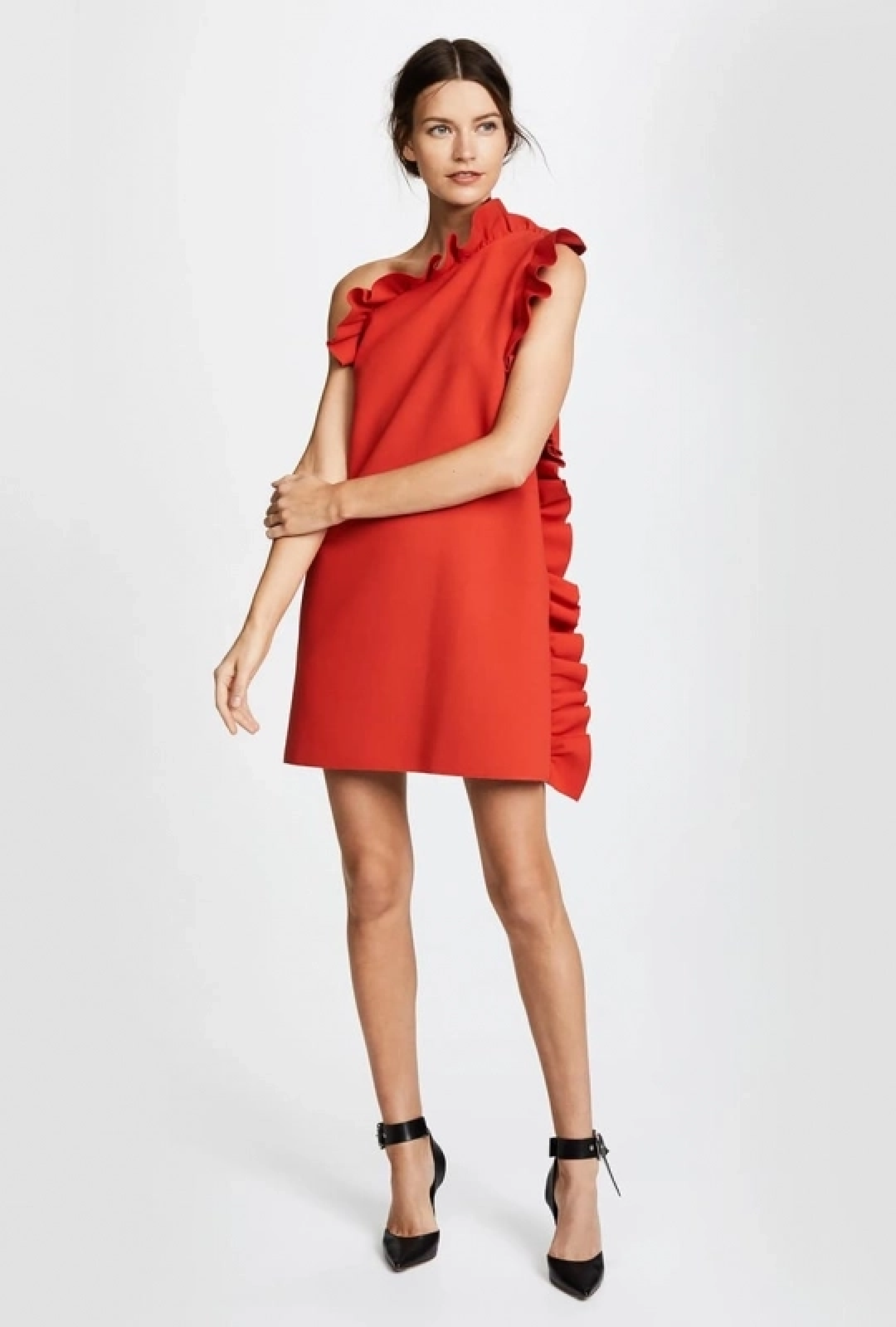 Robe One Shoulder Ruffle