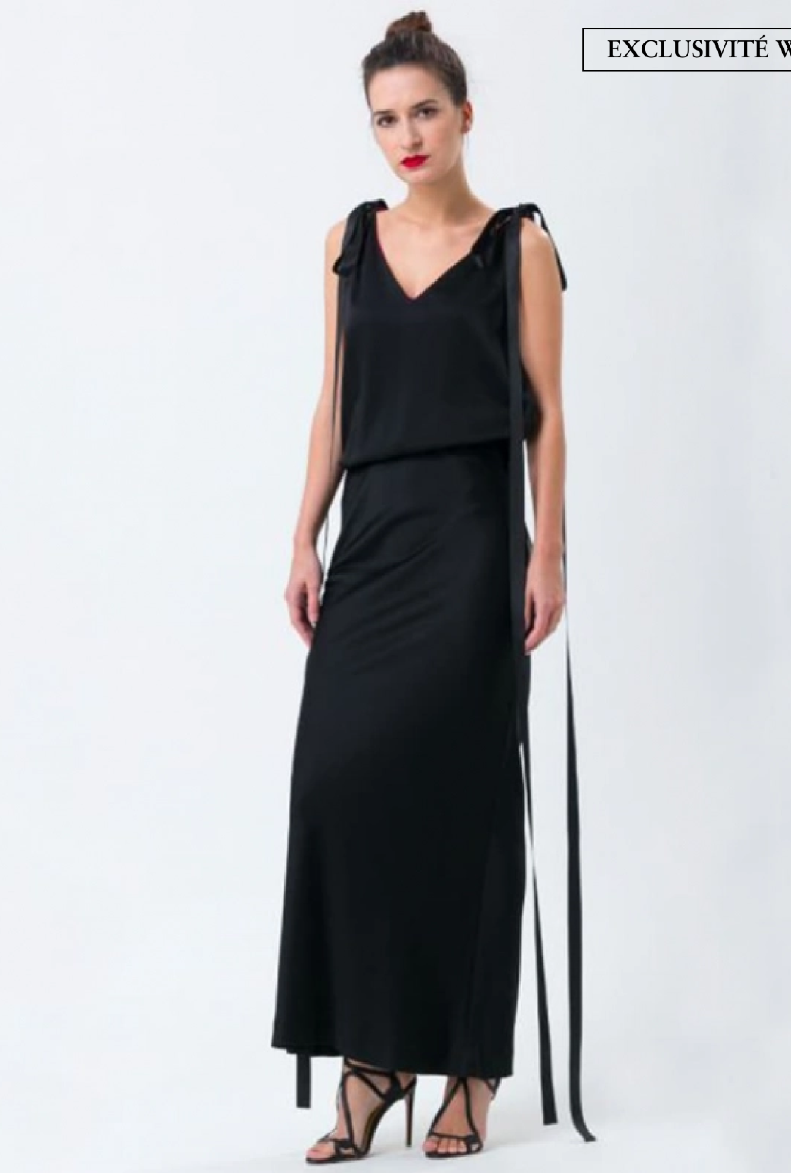 Robe Satin Noire Ruban