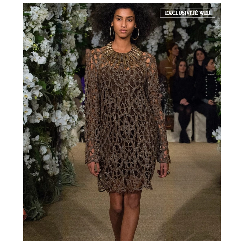 Robe Brodée Perlée