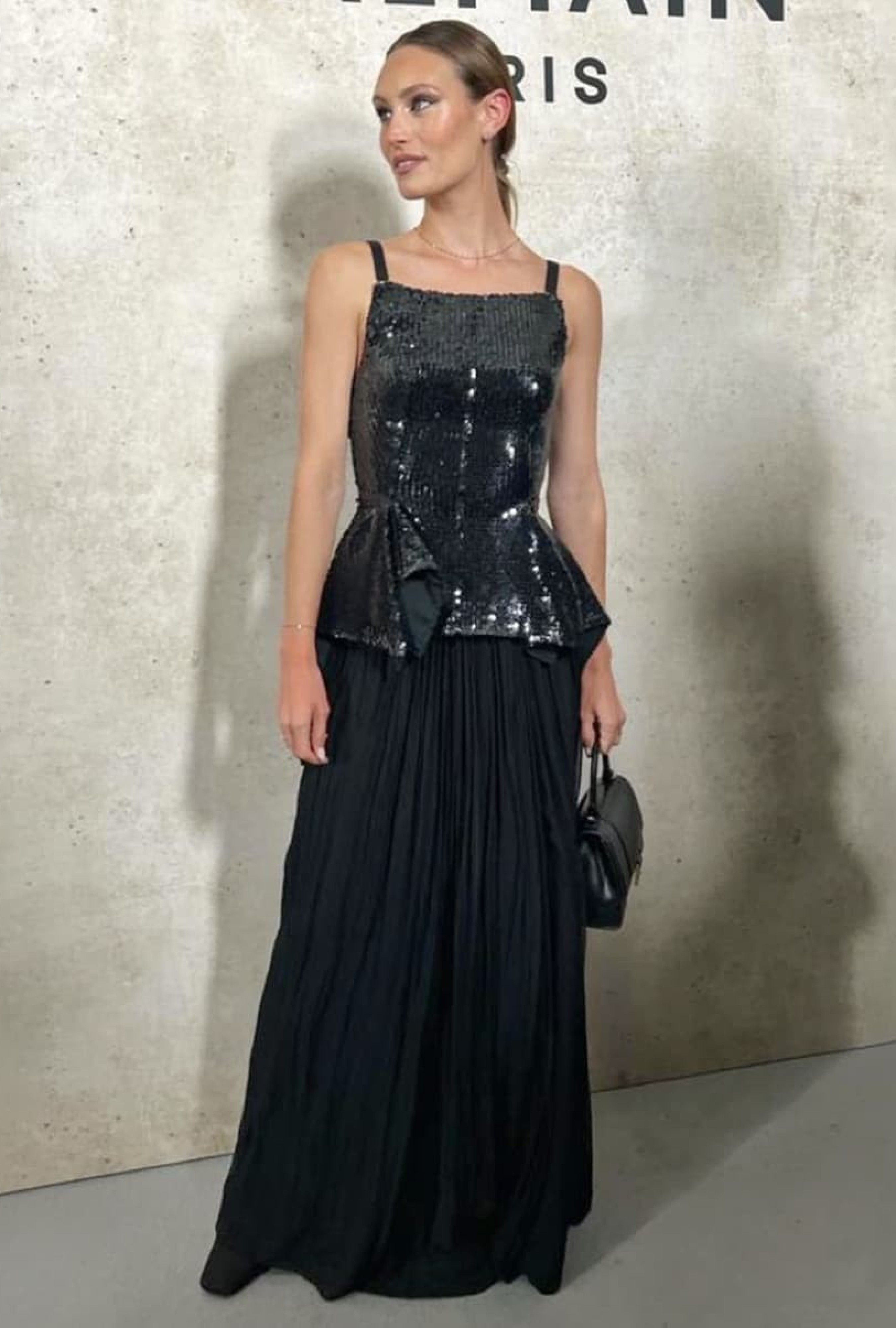 Robe Basque à Sequins