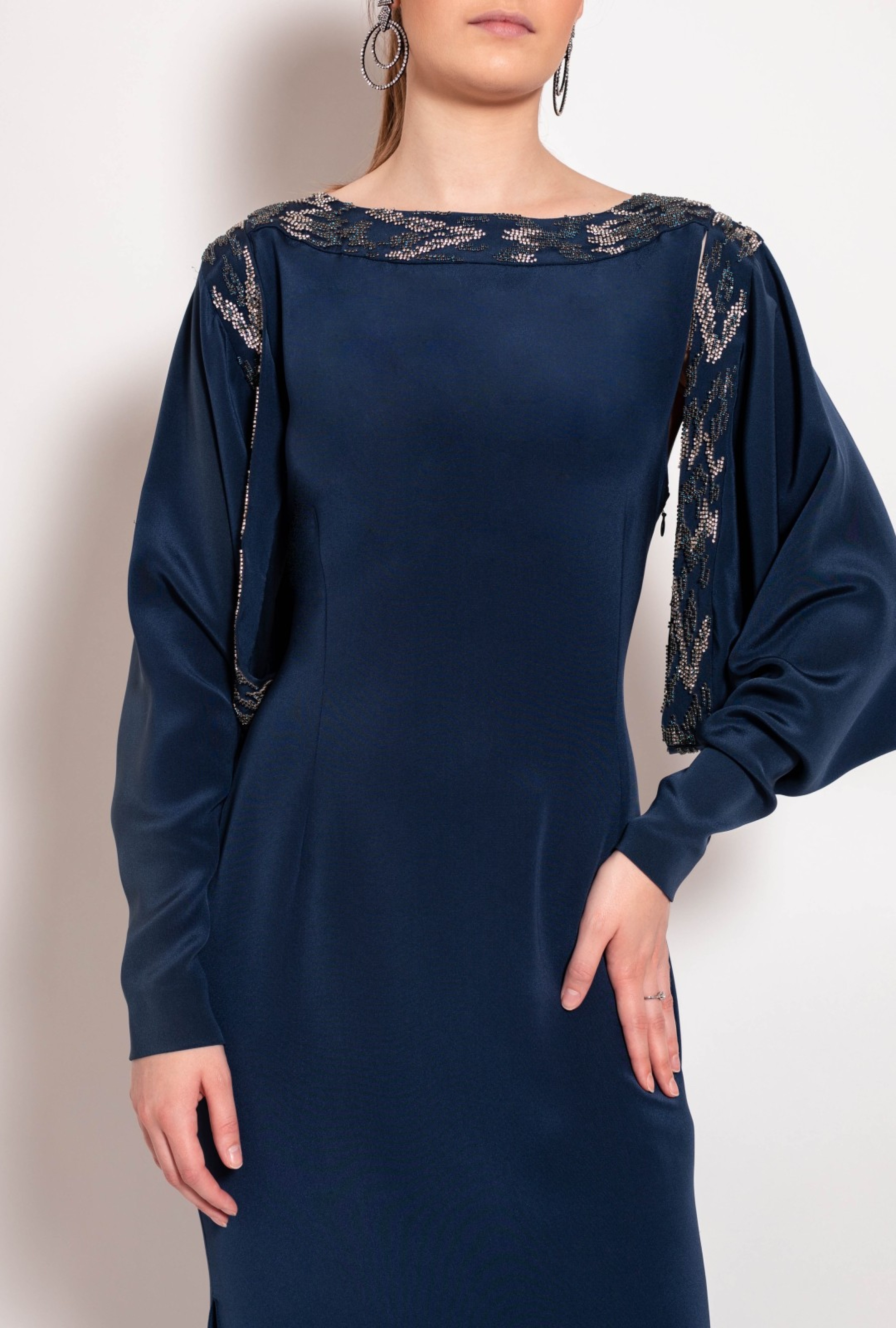 Robe Drama Navy