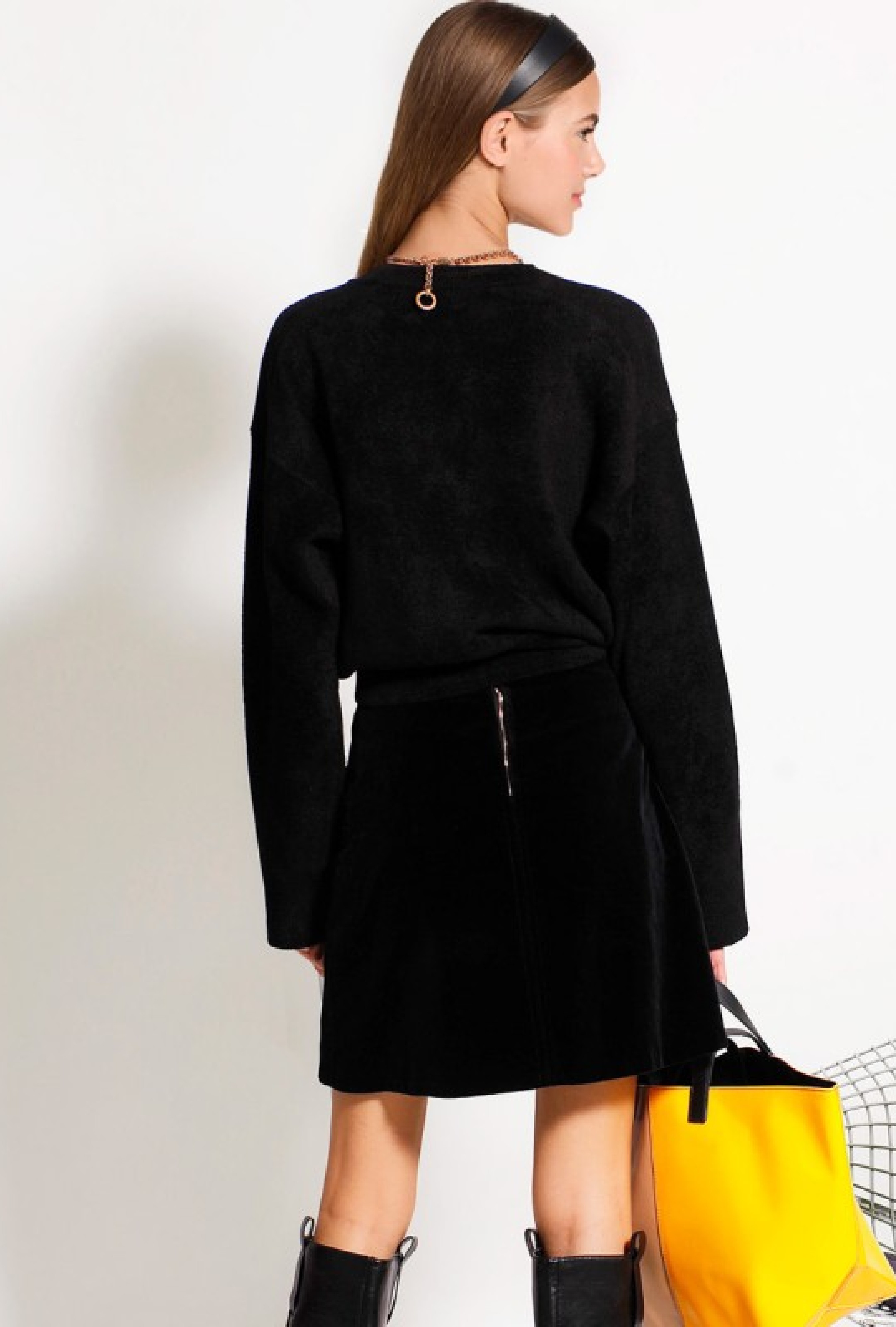 Pull Tapestry Of Birds