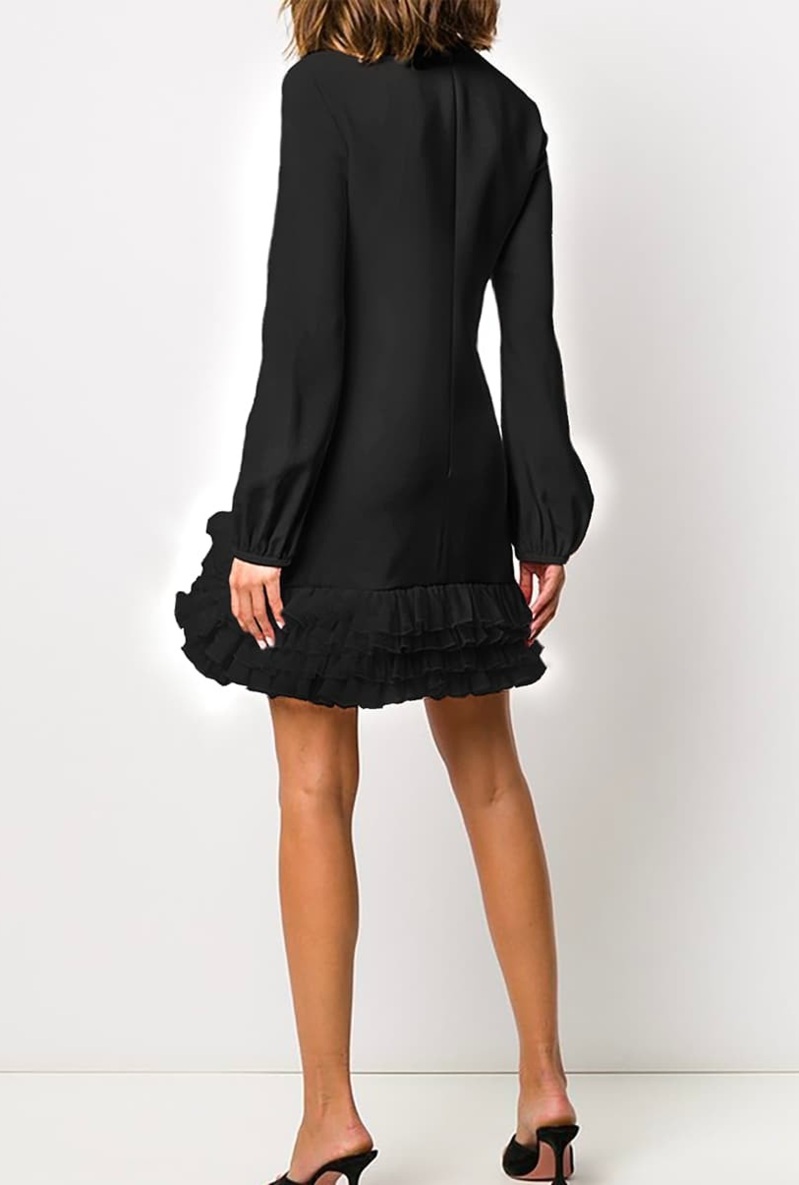 Robe Noire à Volants