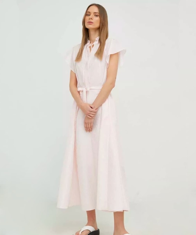 Robe Karookh Rosewater