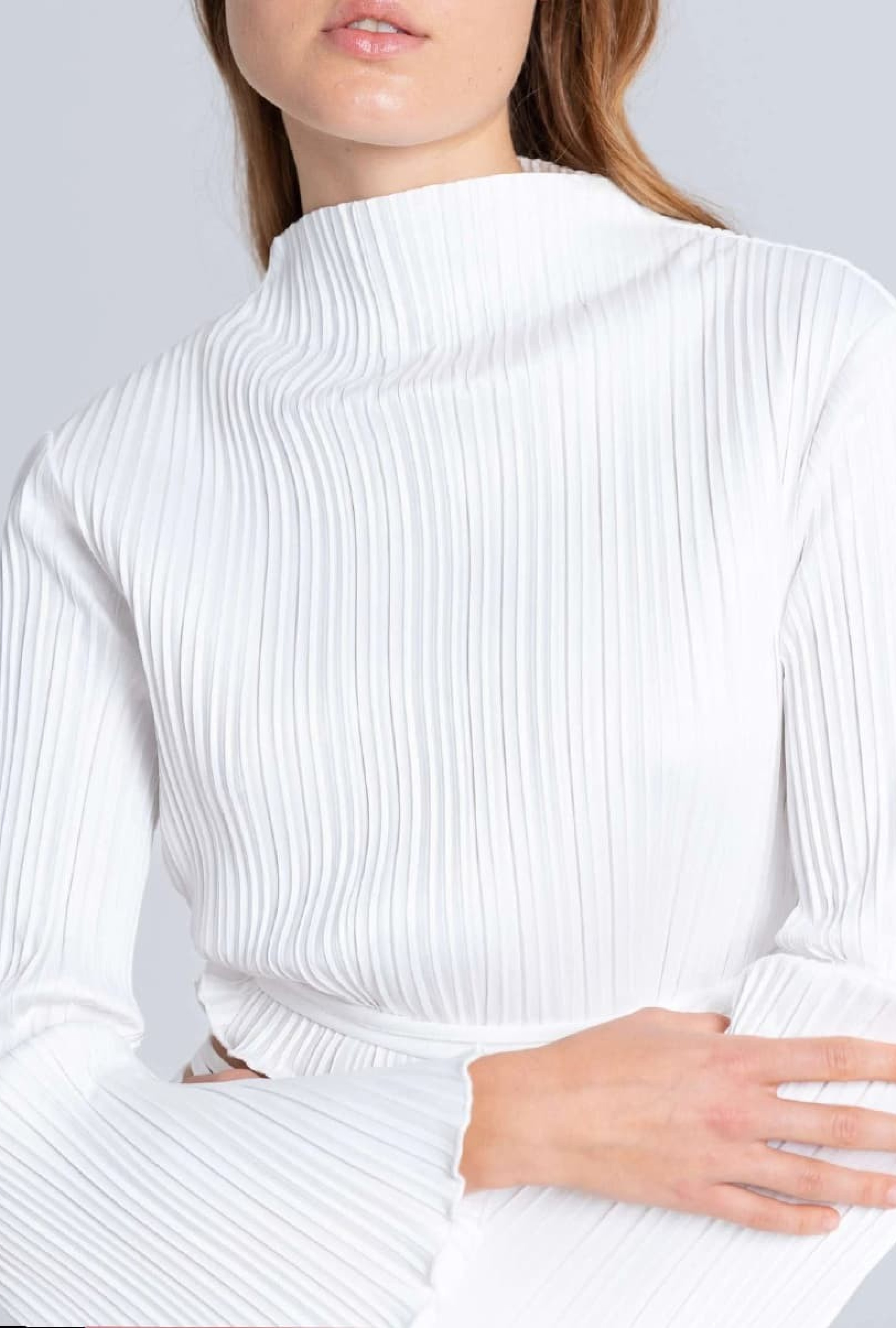 Top Pleated Cropped