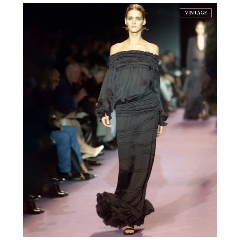 Robe Yves Saint Laurent Black Bare Shoulder