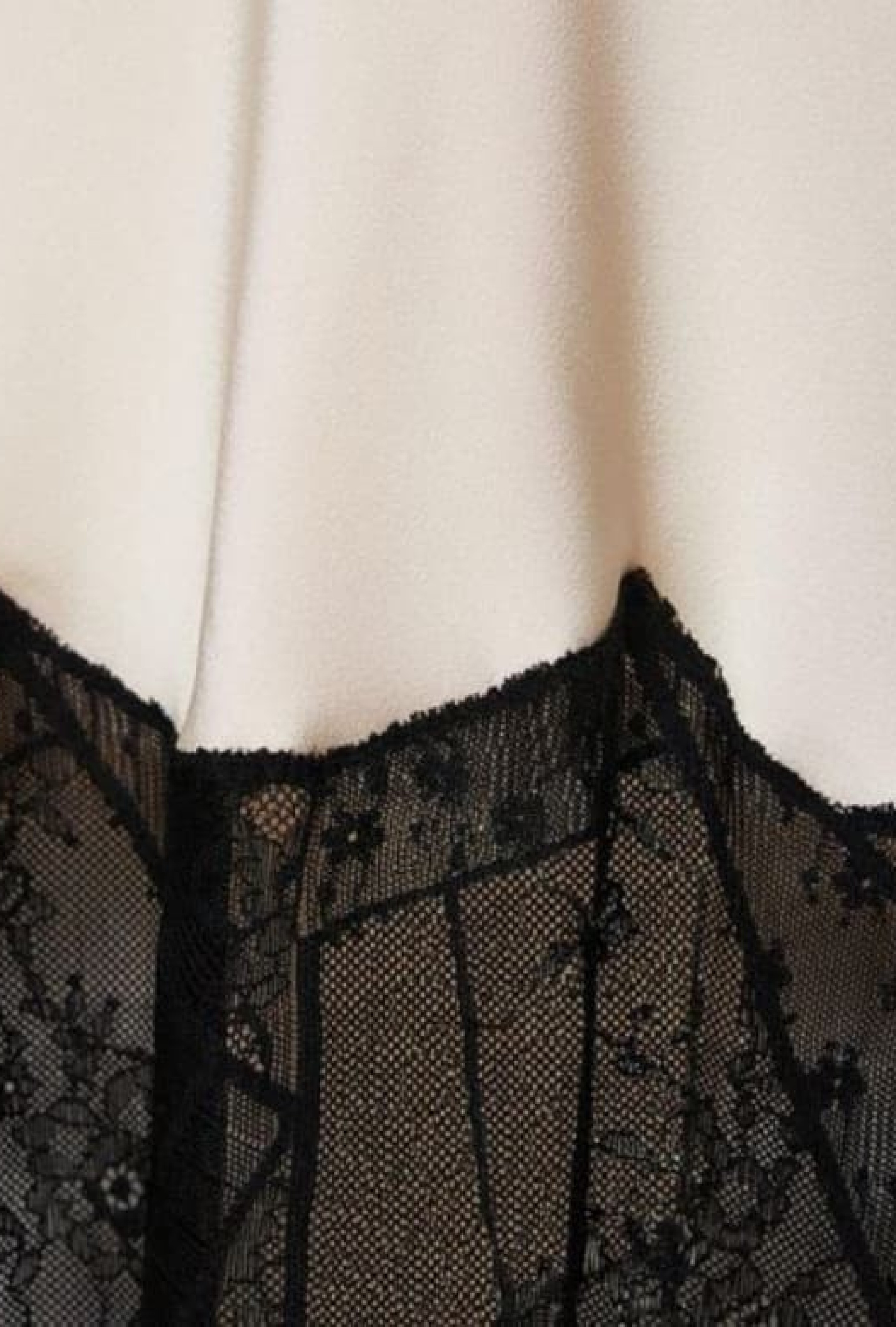 Robe Jonathan Simkhai Noa Mia