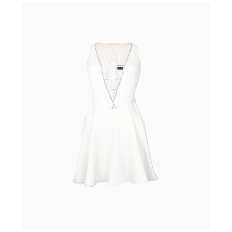 Robe Paola White