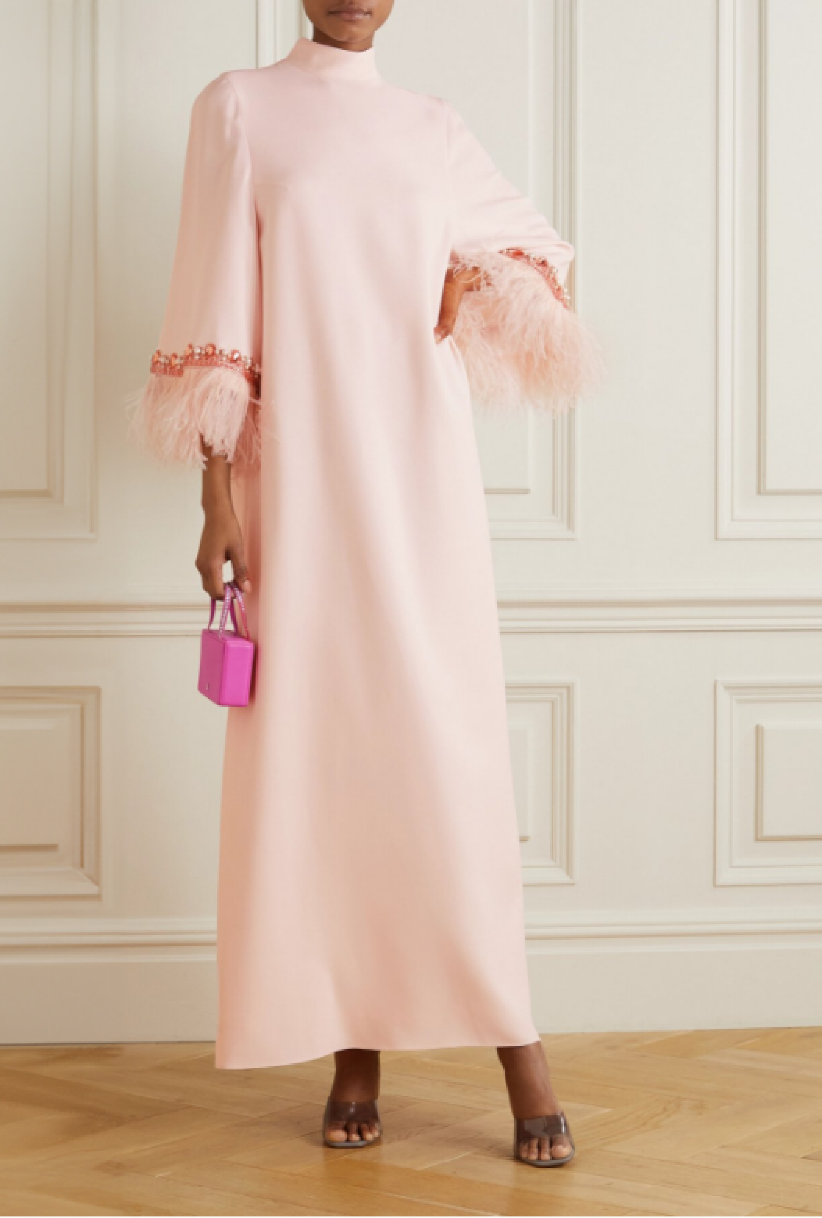 Robe Ornée de plumes