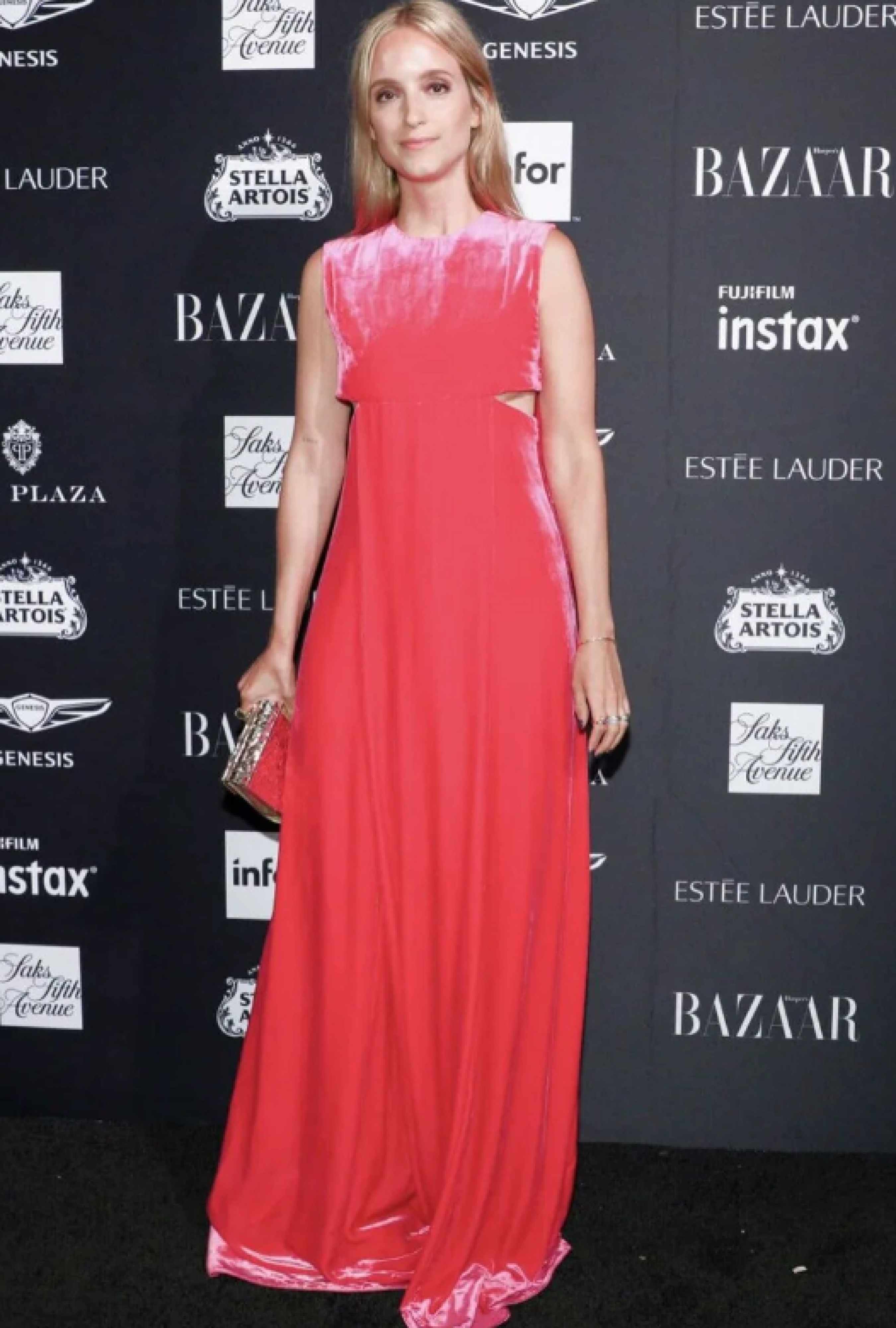 Robe Brilliant Pink Velvet