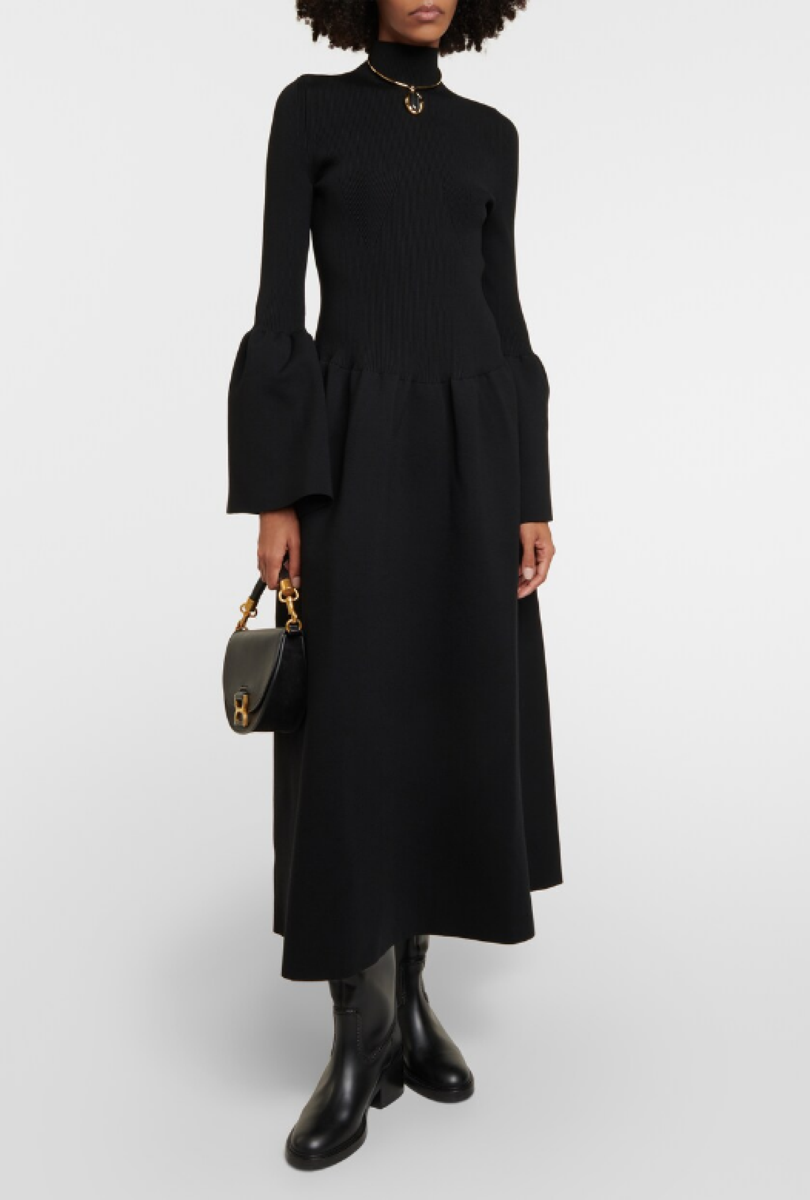 Robe Black Bell Sleeves FW 2023