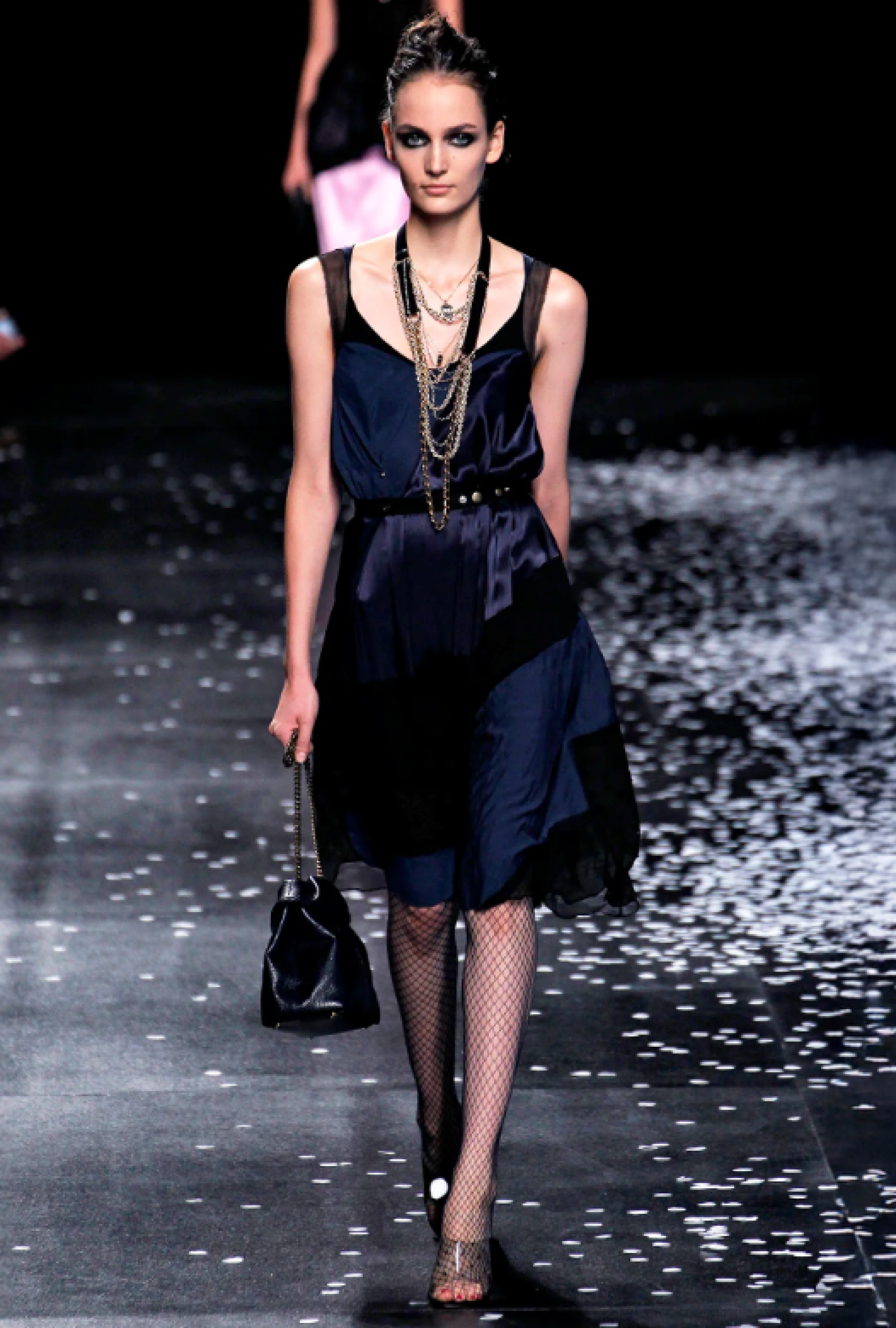 Robe Nuit Parisienne SS 2013 By Peter Copping