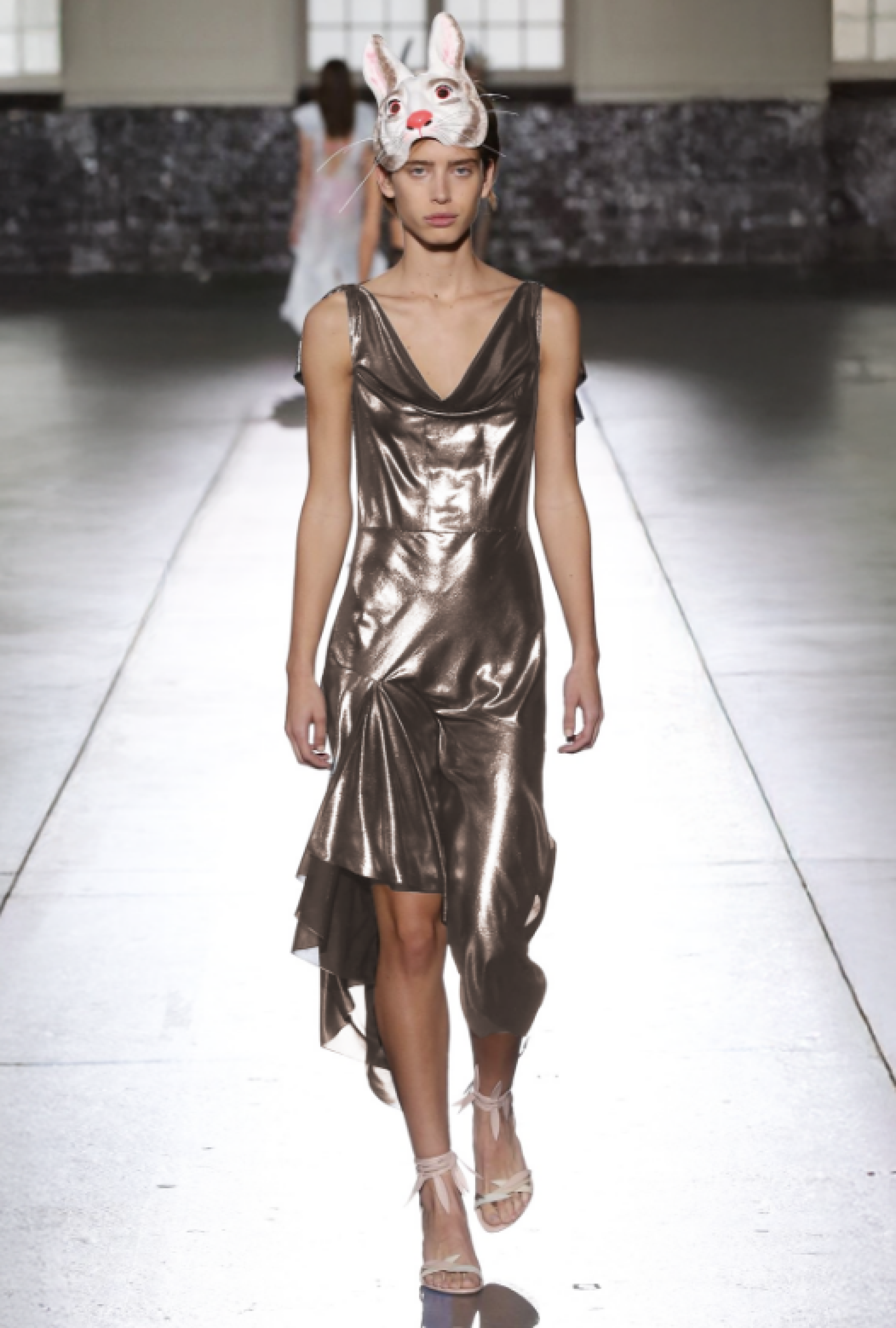 Robe Lumière Liquide SS2017