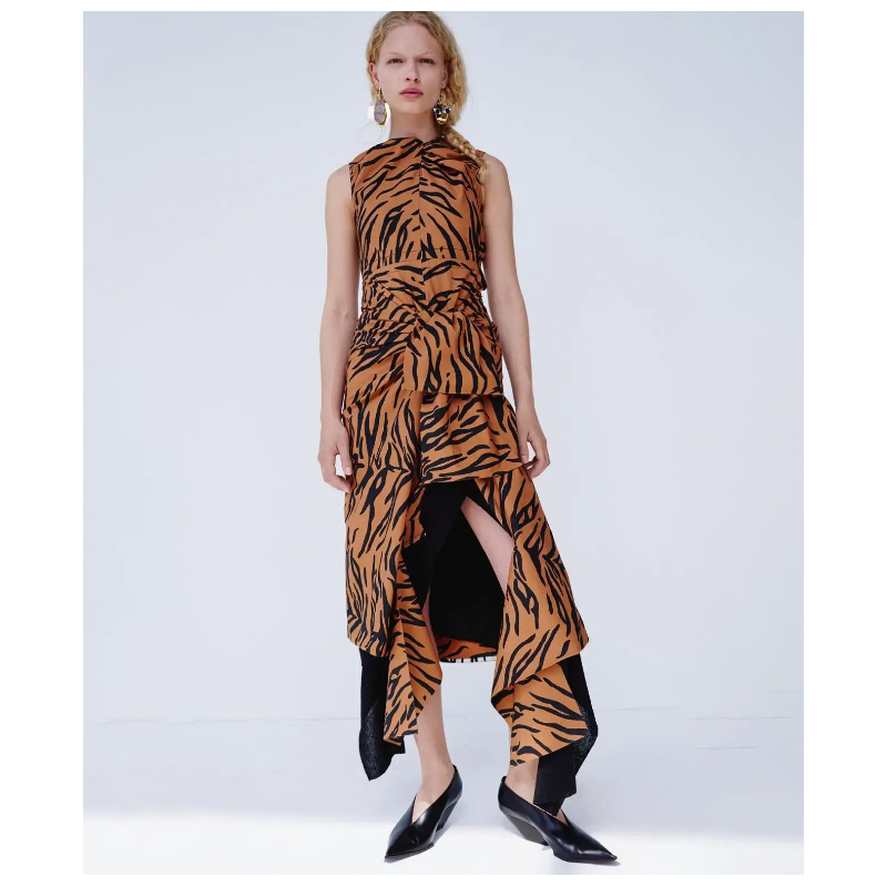 Robe Celine Instinct Noir Resort 2016