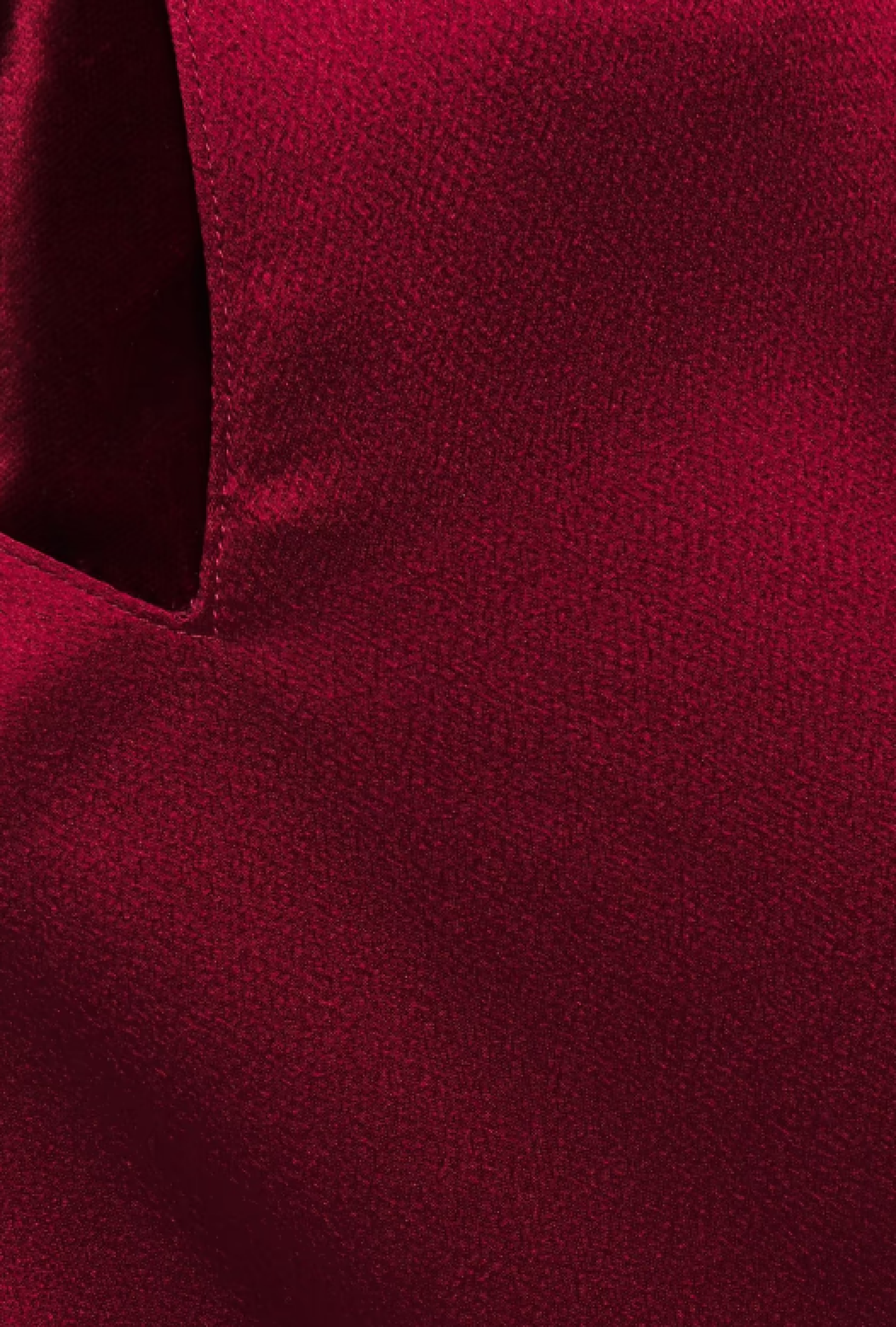 Robe Crimson Sway SS2018