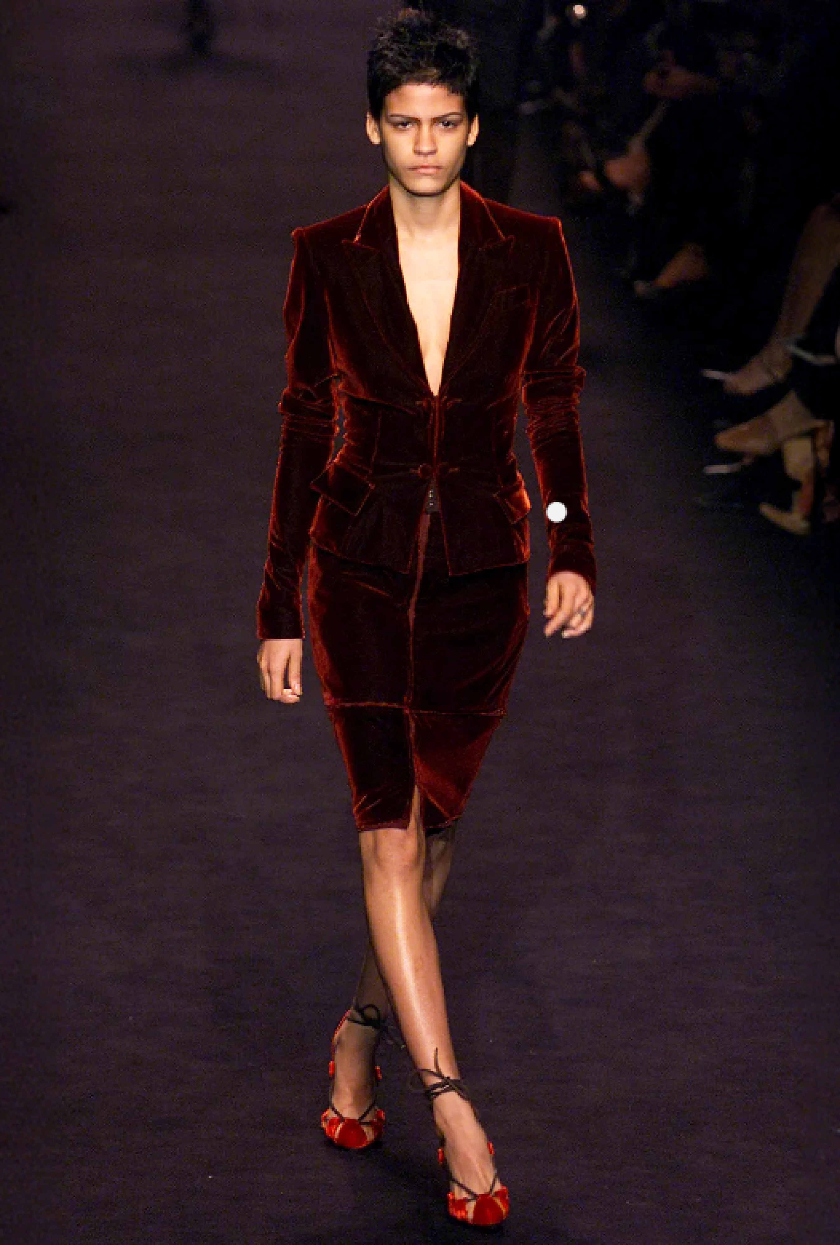 Smoking Red Velvet SS2002 Par Tom Ford
