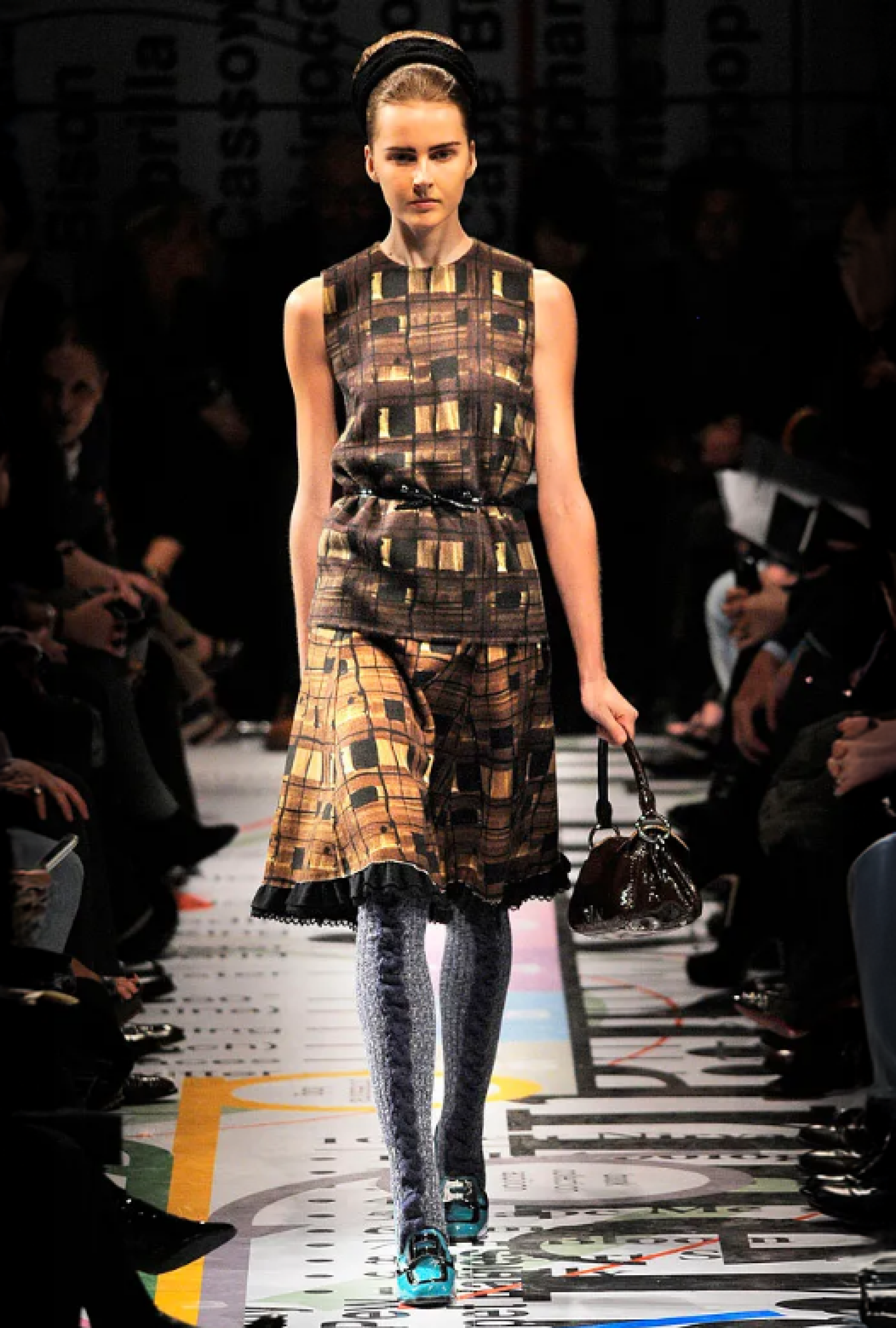 Ensemble Grid FW2010 par Miuccia Prada