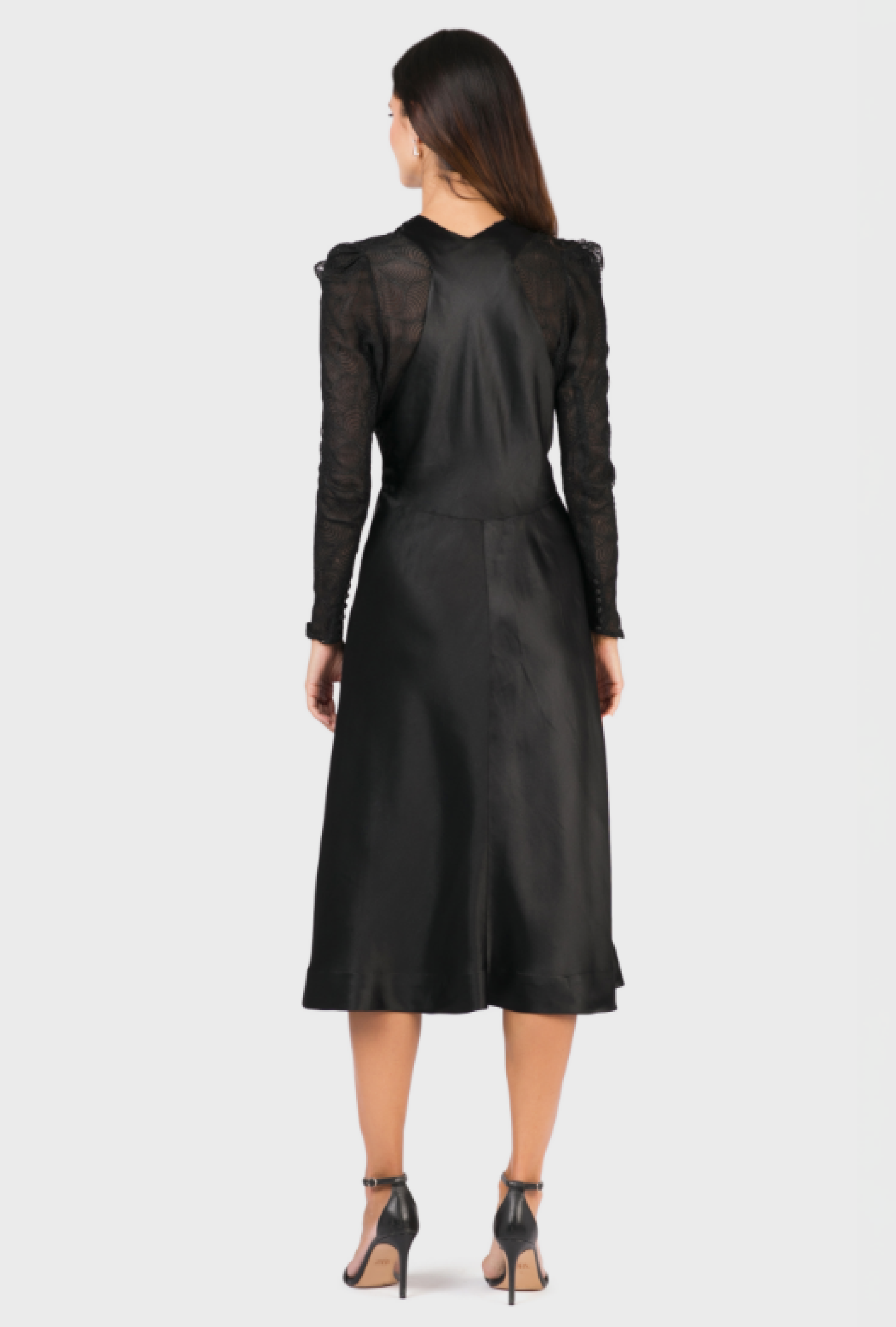 Robe Noir Sculptural Circa 1935