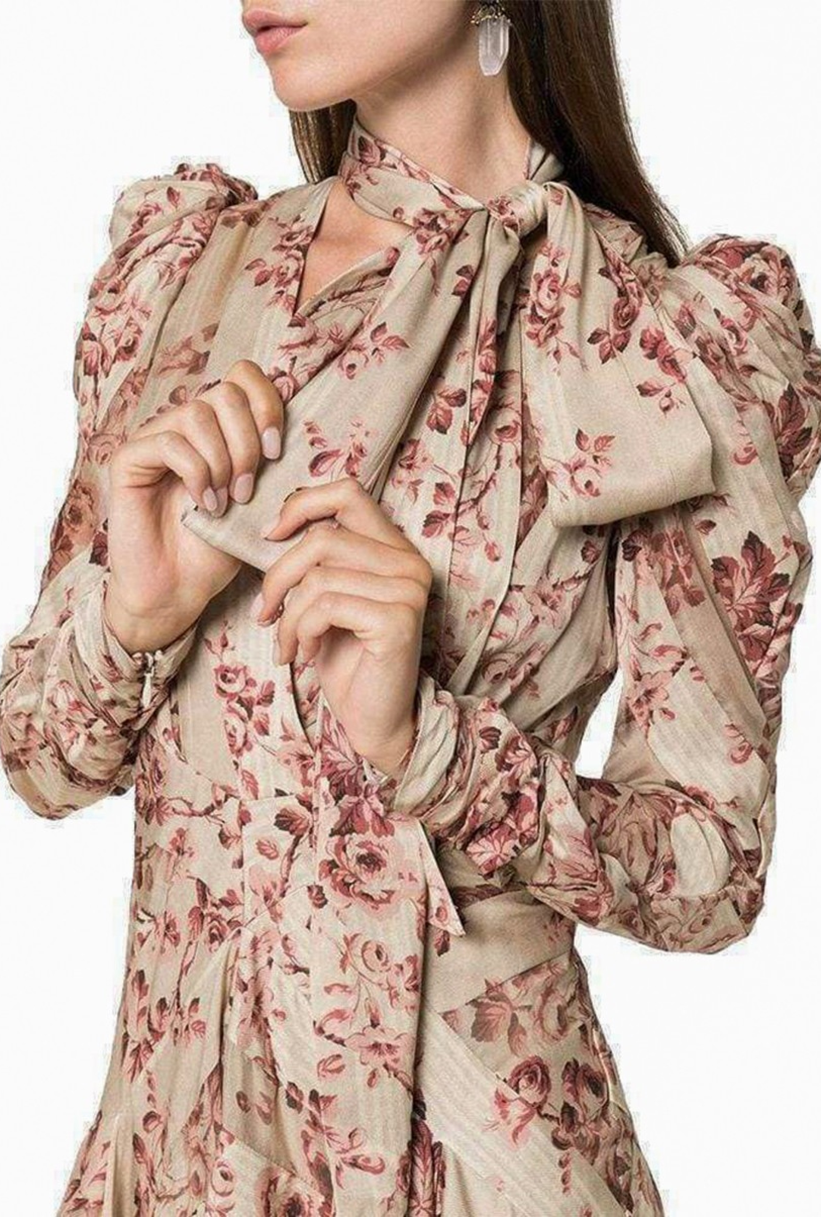 Robe Floral Neck Tie