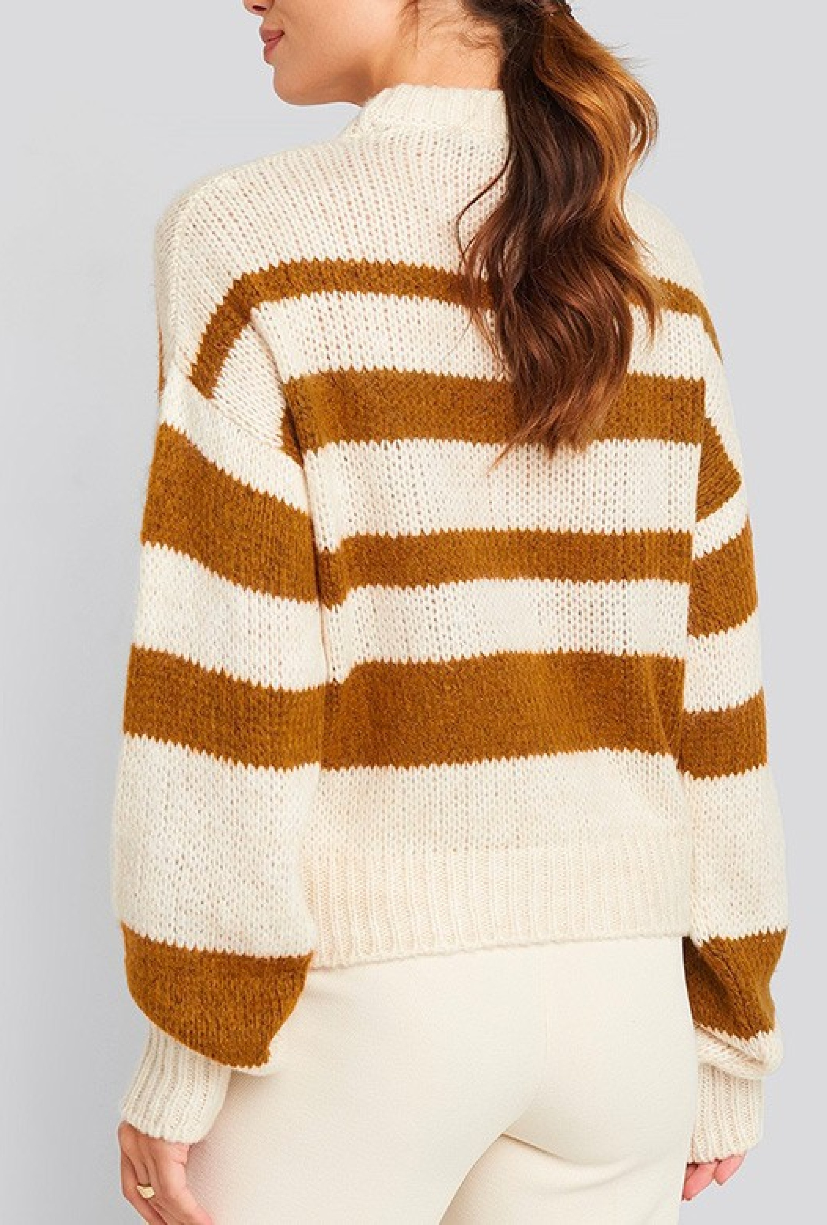 Pull Striped Round Neck Oversized